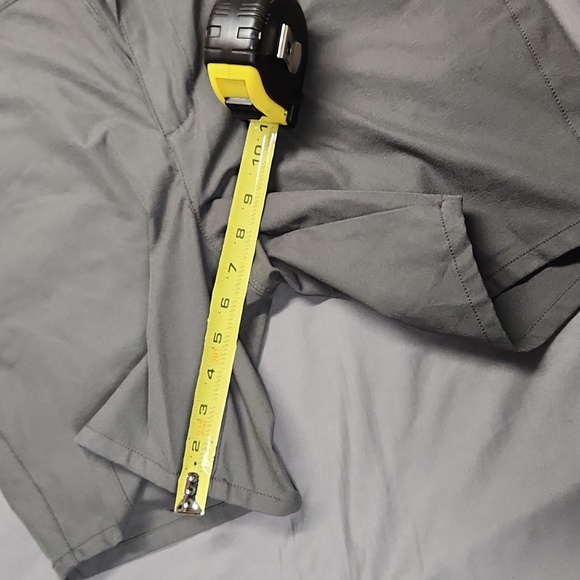 Prana Shorts 34x7 inseam - Picture 2 of 4